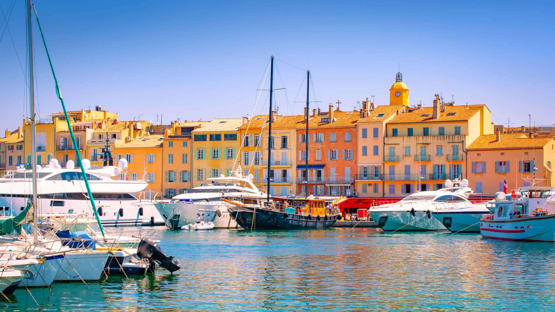 Sant-Tropez harbor