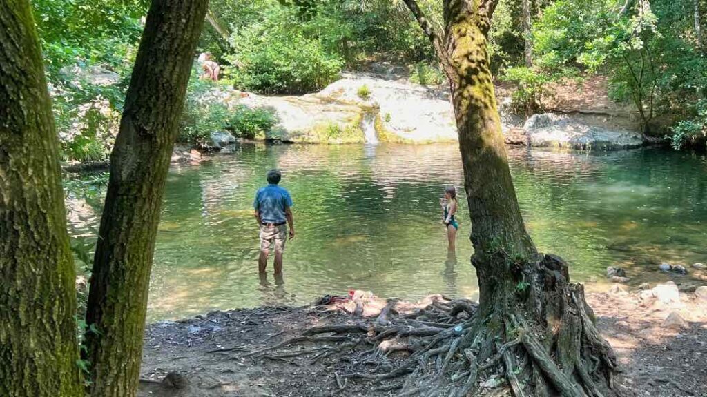 bathing opportunities on the trip along the Brague river