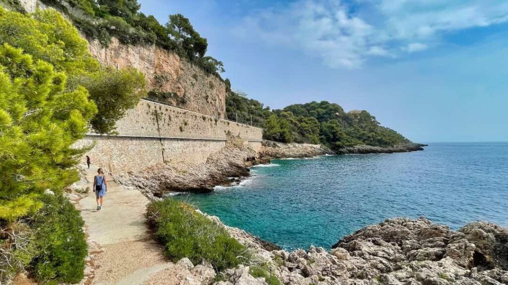 Hike trail Le Corbusier at Roquebrune-Cap-Martin